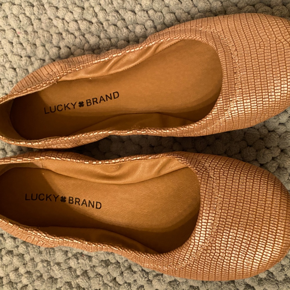 Lucky brand slip on flats